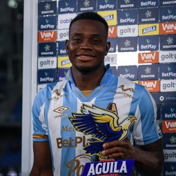 ADRIÁN PARRA